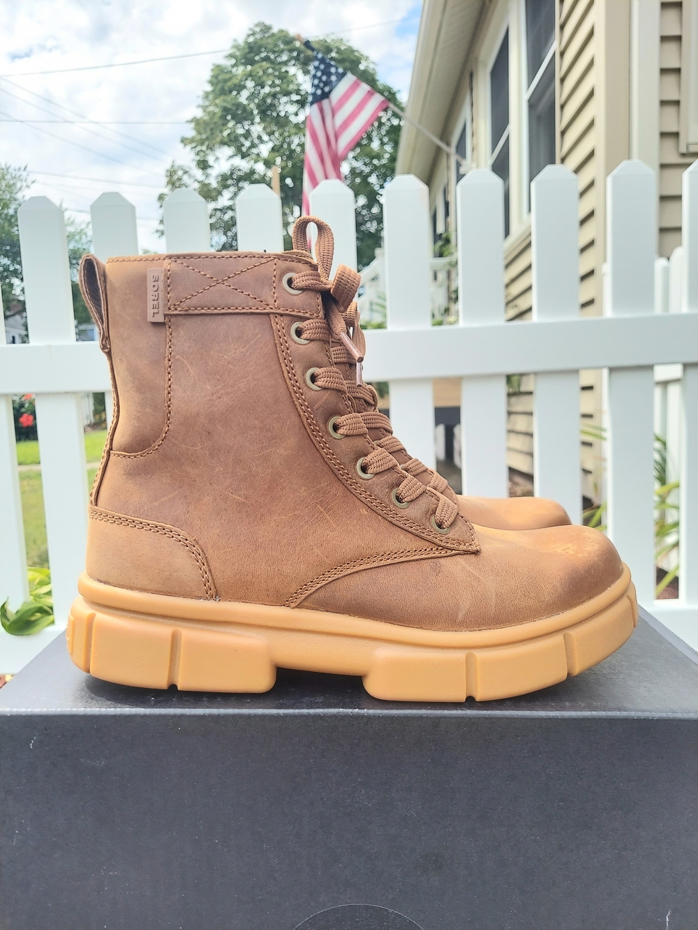 Sorel Explorer STRT Tan Lace-Up Combat Chunky Boots Women Size 8 NWT Tactical